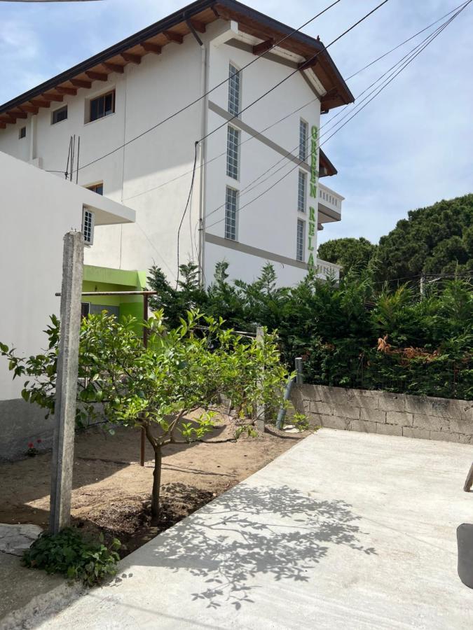 Rooms For Rent Habipi Vlore Bagian luar foto